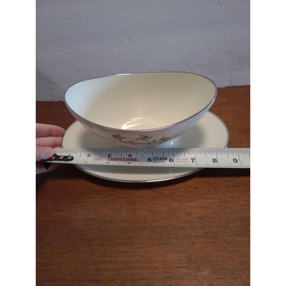 VINTAGE LENOX PRINCESS X516 OVAL GRAVY BOAT W ATTACHED UNDERPLATE Floral Gray